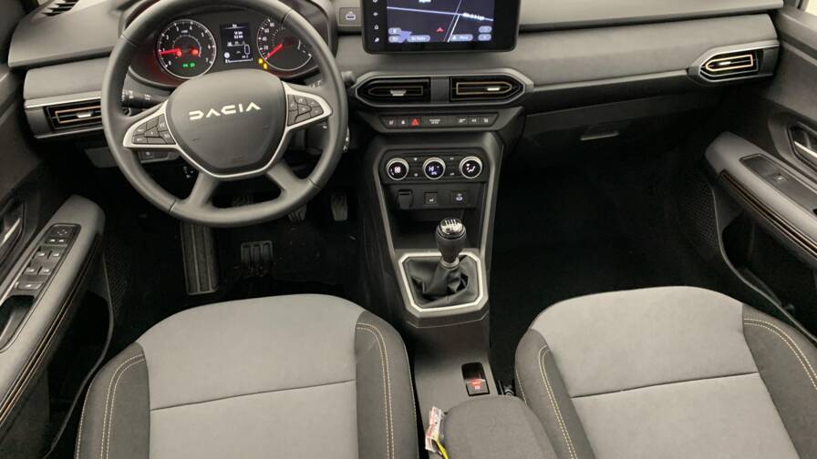 Mandataire Automobile neuf, recherche de Dacia Jogger-eco-g-100-7-places-gsr2-extreme-plus - E-Motors