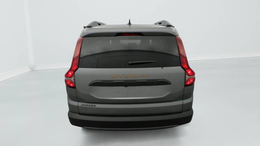 Mandataire Automobile neuf, recherche de Dacia Jogger-eco-g-100-7-places-gsr2-extreme-plus - E-Motors
