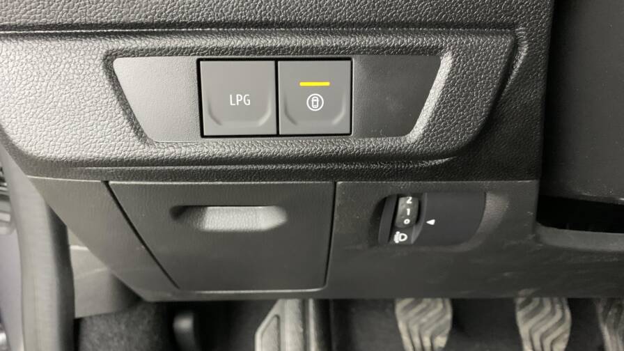 Mandataire Automobile neuf, recherche de Dacia Jogger-eco-g-100-7-places-gsr2-extreme-plus - E-Motors