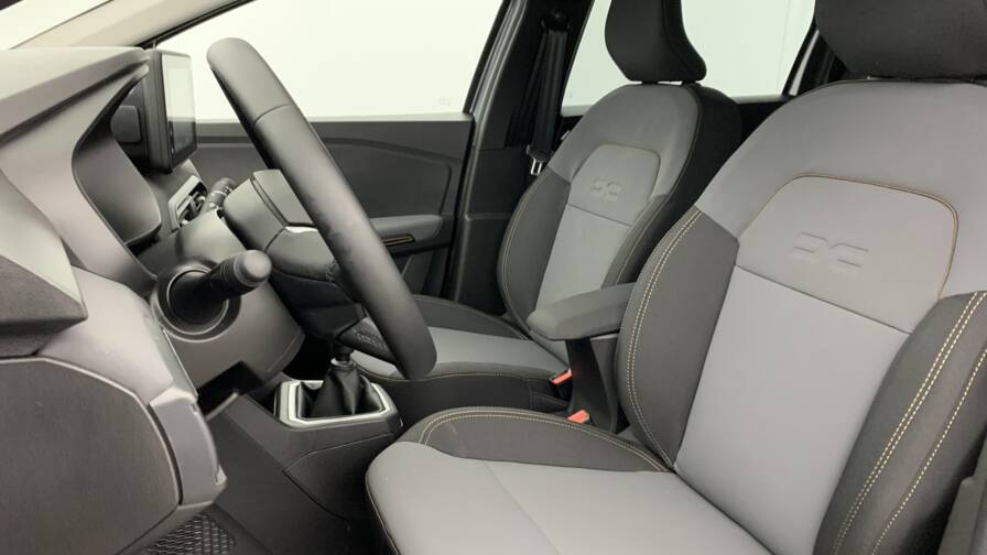 Mandataire Automobile neuf, recherche de Dacia Jogger-eco-g-100-7-places-gsr2-extreme-plus - E-Motors