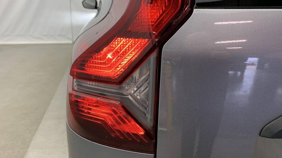 Mandataire Automobile neuf, recherche de Dacia Jogger-eco-g-100-7-places-gsr2-extreme-plus - E-Motors