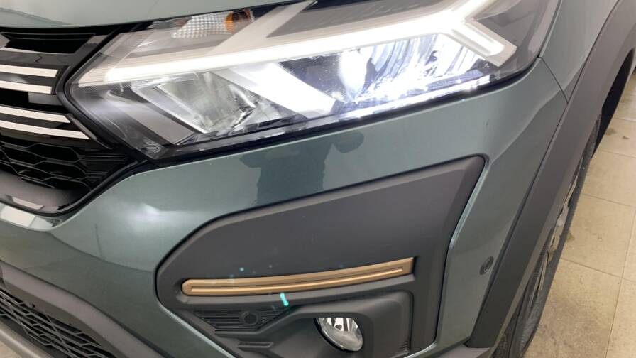 Mandataire Automobile neuf, recherche de Dacia Jogger-eco-g-100-7-places-gsr2-extreme-plus - E-Motors