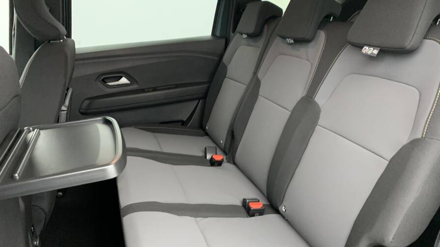 Mandataire Automobile neuf, recherche de Dacia Jogger-eco-g-100-7-places-gsr2-extreme-plus - E-Motors