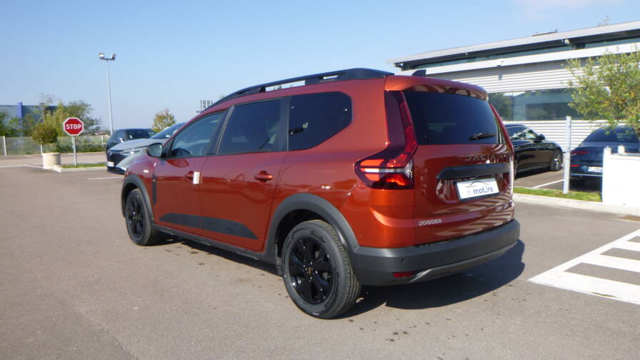 Mandataire Automobile neuf, recherche de Dacia Jogger-eco-g-100-7-places-extreme-plus-plus-si-ges-av-chauffants - E-Motors