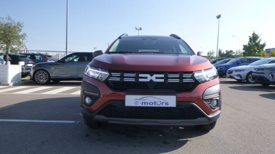 Mandataire Automobile neuf, recherche de Dacia Jogger-eco-g-100-7-places-extreme-plus-plus-si-ges-av-chauffants - E-Motors