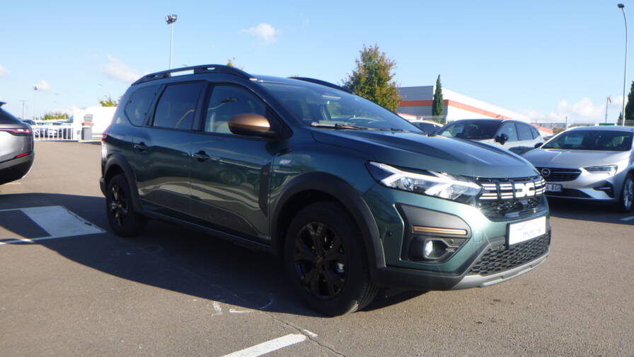 Mandataire Automobile neuf, recherche de Dacia Jogger-eco-g-100-7-places-extreme-plus-plus-si-ges-av-chauffants - E-Motors