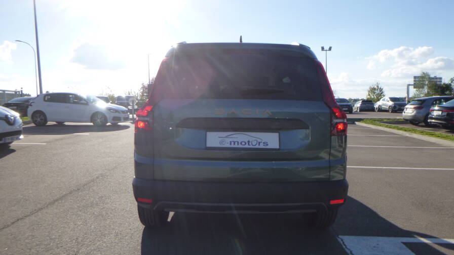 Mandataire Automobile neuf, recherche de Dacia Jogger-eco-g-100-7-places-extreme-plus-plus-si-ges-av-chauffants - E-Motors
