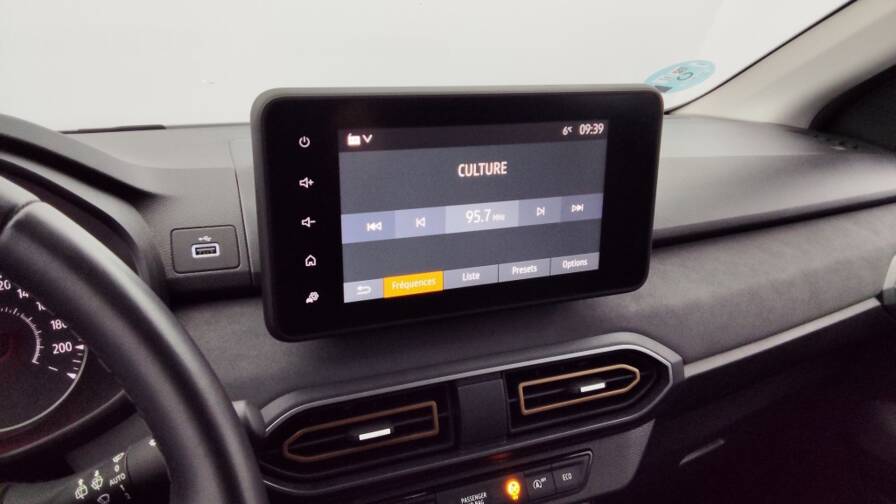 Mandataire Automobile occasion, recherche de Dacia Sandero-1-0-tce-110ch-stepway-extreme-plus - E-Motors