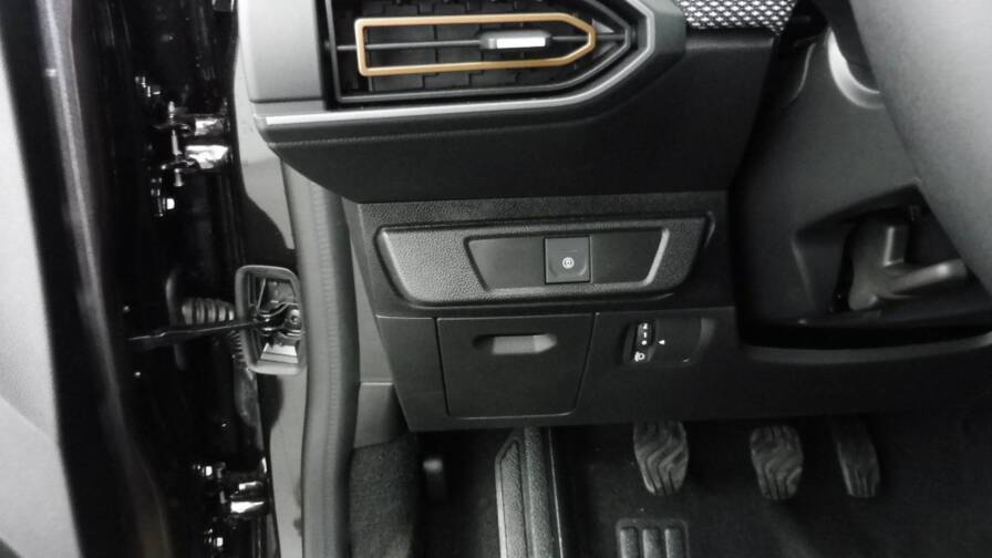 Mandataire Automobile occasion, recherche de Dacia Sandero-1-0-tce-90ch-stepway-expression-24 - E-Motors