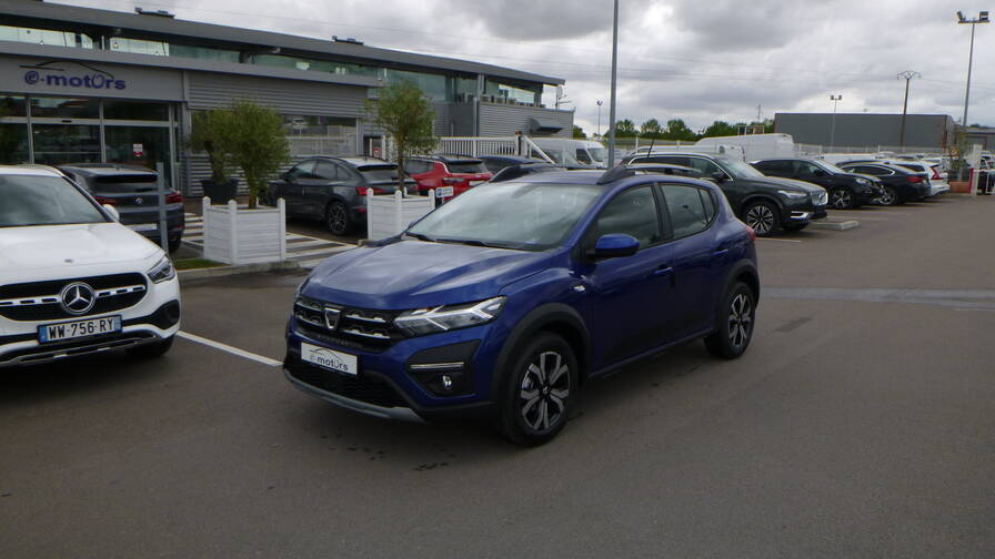 Avis-mandataire-auto-Emotors-Dacia-Sandero-Stepway-confort-eco-g-100-plus-si-ges-avant-chauffants.