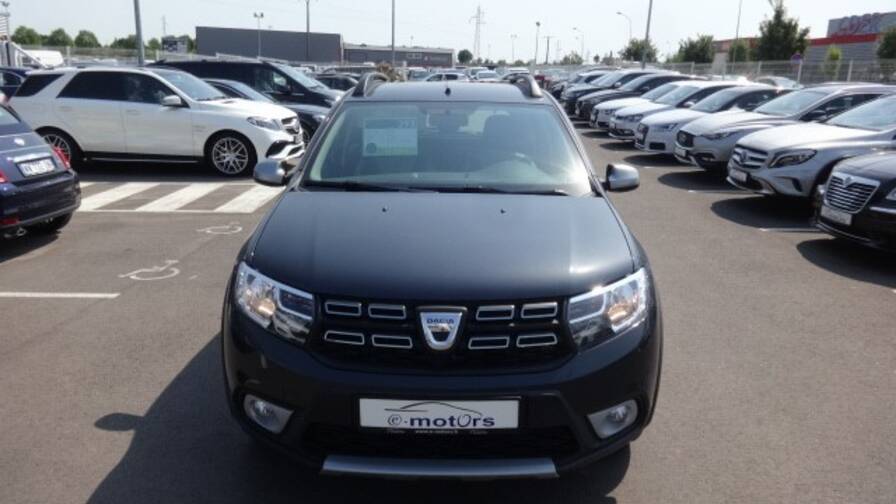 Avis-mandataire-auto-Emotors-Dacia-Sandero-Stepway-tce-90.