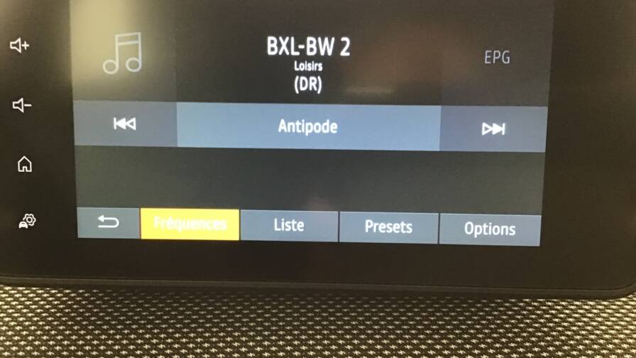 Mandataire Automobile occasion, recherche de Dacia Sandero-eco-g-100-gsr2-stepway-expression5-portes-vp-essence-ou-gaz042024-en-cours - E-Motors