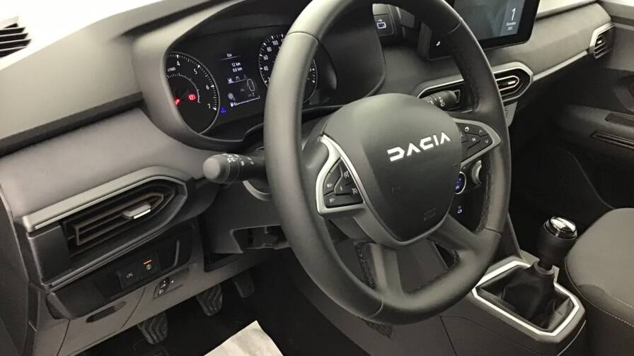 Mandataire Automobile occasion, recherche de Dacia Sandero-eco-g-100-gsr2-stepway-extreme-plus-5-portes-vp-essence-ou-gaz042024-en-cours - E-Motors