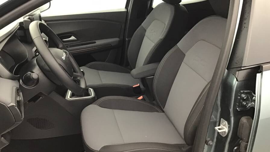 Mandataire Automobile occasion, recherche de Dacia Sandero-eco-g-100-gsr2-stepway-extreme-plus-5-portes-vp-essence-ou-gaz042024-en-cours - E-Motors