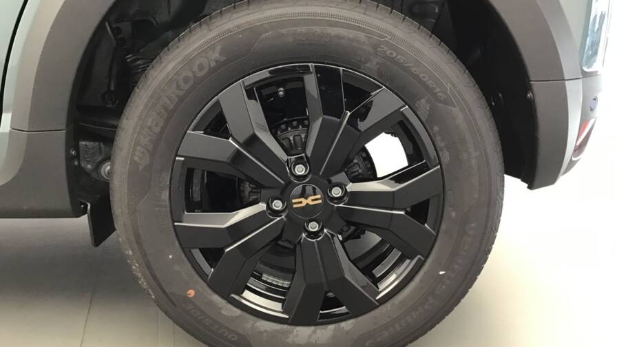 Mandataire Automobile occasion, recherche de Dacia Sandero-eco-g-100-gsr2-stepway-extreme-plus-5-portes-vp-essence-ou-gaz042024-en-cours - E-Motors