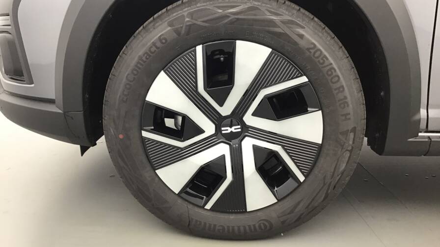 Mandataire Automobile occasion, recherche de Dacia Sandero-tce-90-gsr2-stepway-expression5-portes-vp-essence-sans-plomb - E-Motors