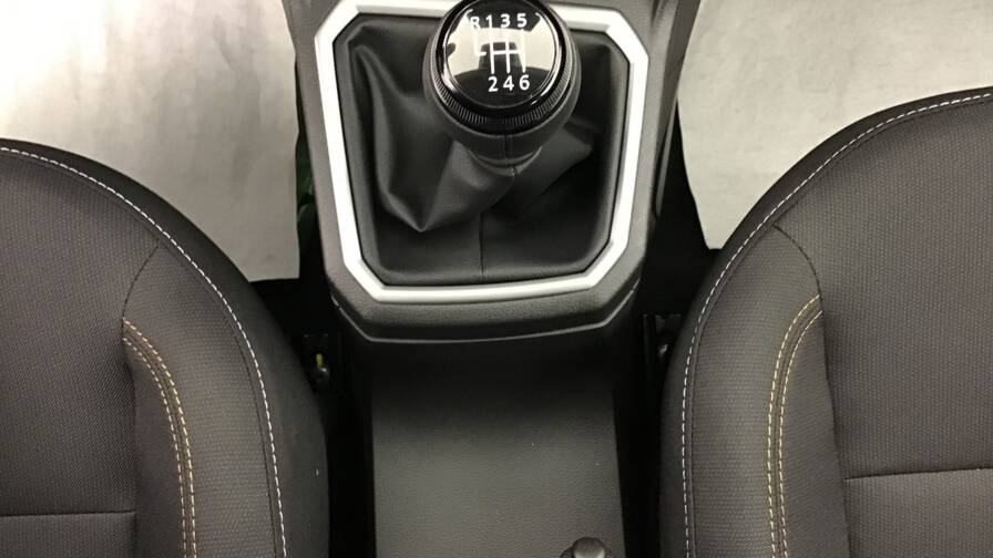 Mandataire Automobile occasion, recherche de Dacia Sandero-tce-90-gsr2-stepway-expression5-portes-vp-essence-sans-plomb - E-Motors