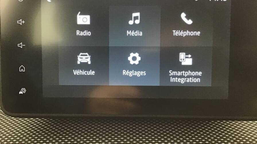 Mandataire Automobile occasion, recherche de Dacia Sandero-tce-90-gsr2-stepway-expression5-portes-vp-essence-sans-plomb - E-Motors