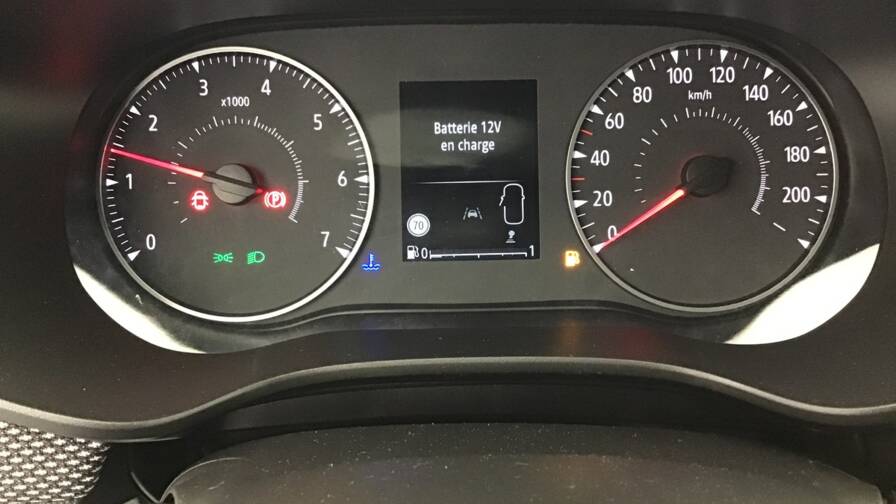 Mandataire Automobile occasion, recherche de Dacia Sandero-tce-90-gsr2-stepway-expression5-portes-vp-essence-sans-plomb - E-Motors