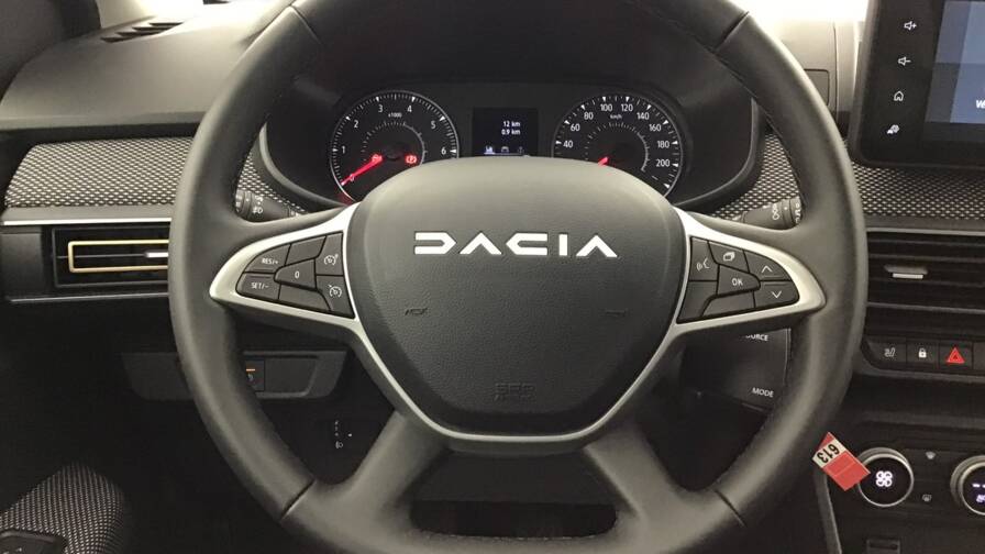 Mandataire Automobile occasion, recherche de Dacia Sandero-tce-90-gsr2-stepway-expression5-portes-vp-essence-sans-plomb - E-Motors