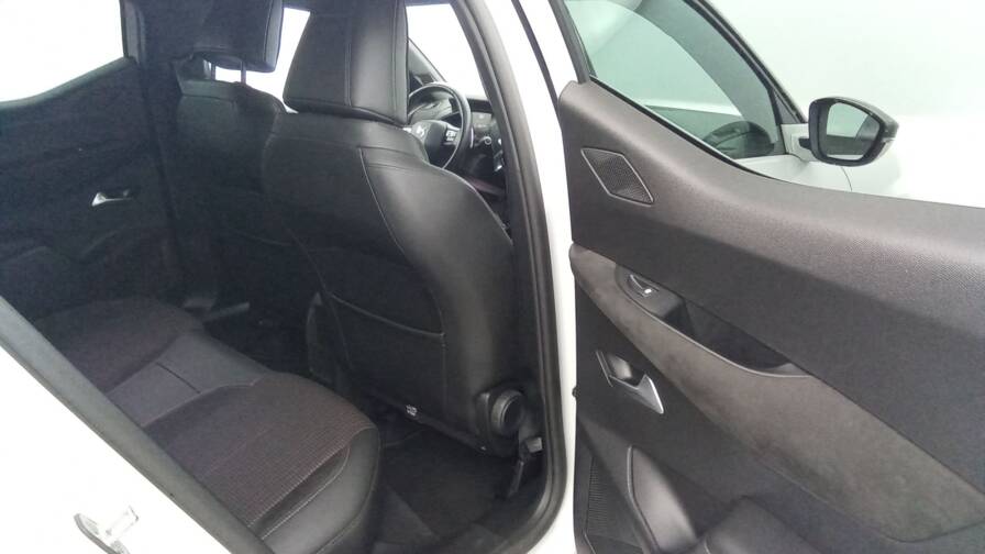 Mandataire Automobile occasion, recherche de Ds Ds3-crossback-puretech-130-eat8-performance-line - E-Motors