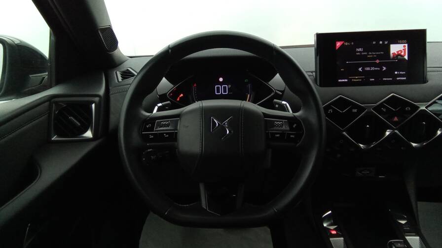 Mandataire Automobile occasion, recherche de Ds Ds3-crossback-puretech-155-eat8-so-chic-plus-cuir-plus-pdc-av - E-Motors