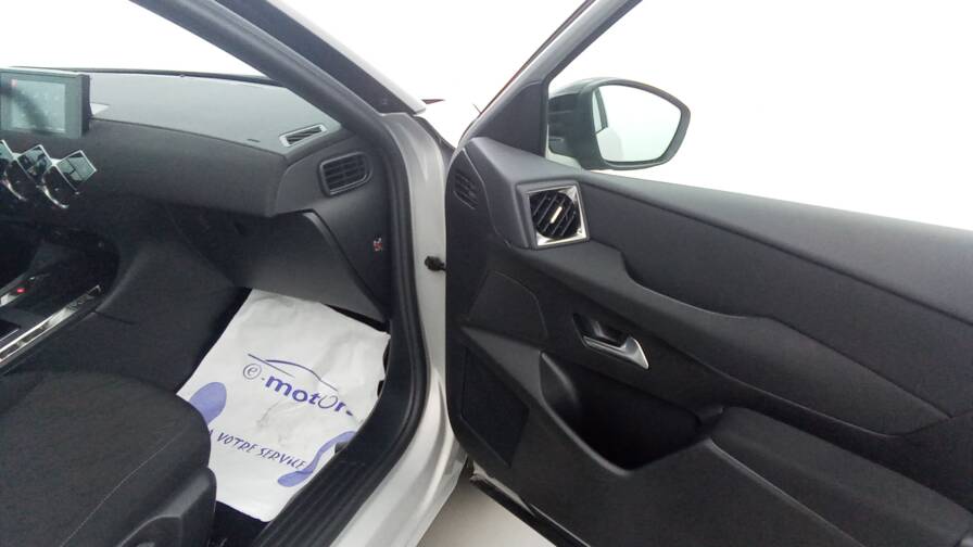 Mandataire Automobile occasion, recherche de Ds Ds3-crossback-e-tense-montmartre - E-Motors