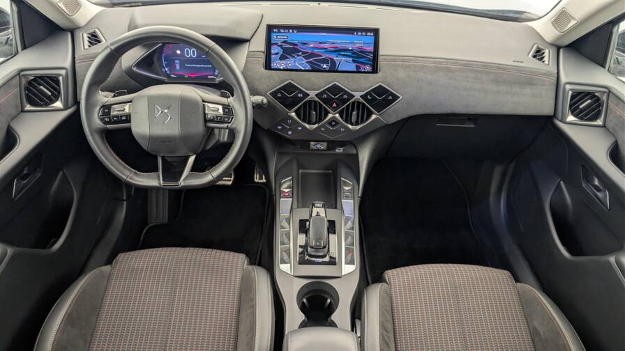 Mandataire Automobile occasion, recherche de Ds Ds3-puretech-130-eat-8-performance-line-plus - E-Motors