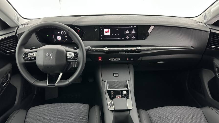 Mandataire Automobile neuf, recherche de Ds Ds4-1-5-bluehdi-130-eat8-pallas - E-Motors