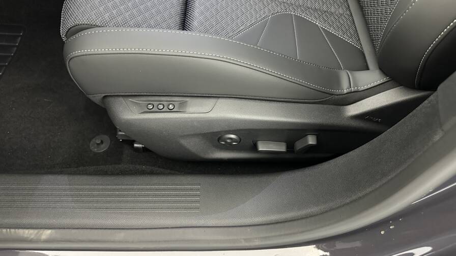 Mandataire Automobile neuf, recherche de Ds Ds4-1-5-bluehdi-130-eat8-pallas - E-Motors