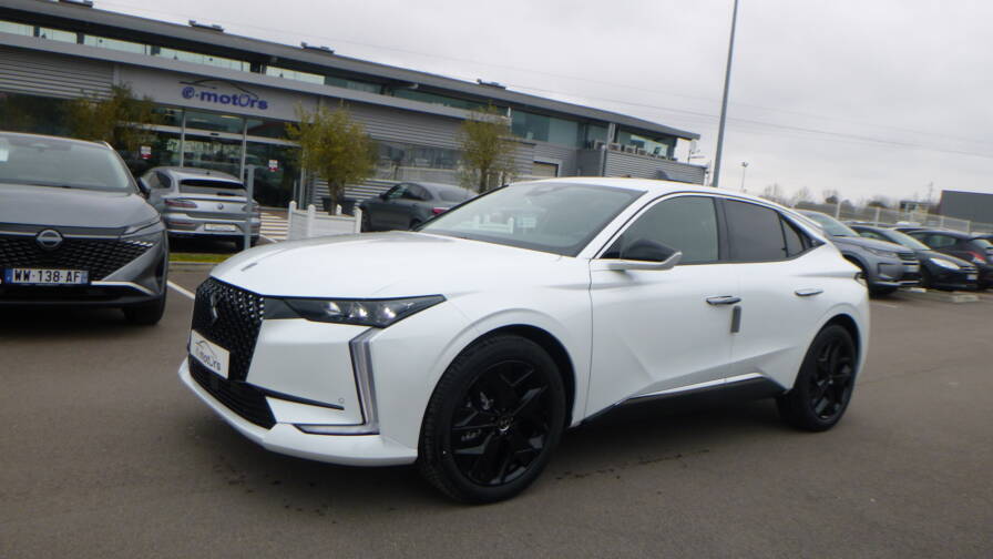 Mandataire Automobile neuf, recherche de Ds Ds-4-bluehdi-130-eat8-pallas-pack-confort - E-Motors