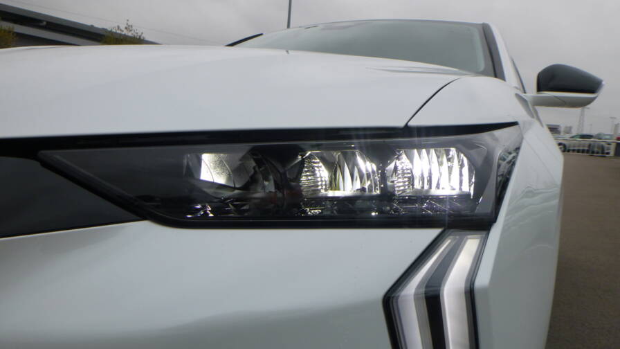 Mandataire Automobile neuf, recherche de Ds Ds-4-bluehdi-130-eat8-pallas-pack-confort - E-Motors