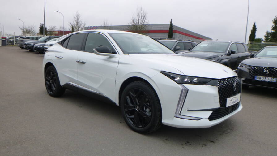 Mandataire Automobile neuf, recherche de Ds Ds-4-bluehdi-130-eat8-pallas-pack-confort - E-Motors