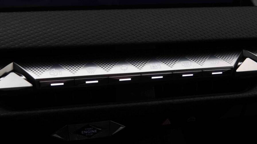 Mandataire Automobile neuf, recherche de Ds Ds4-hybride-136-e-dct6-pallas - E-Motors