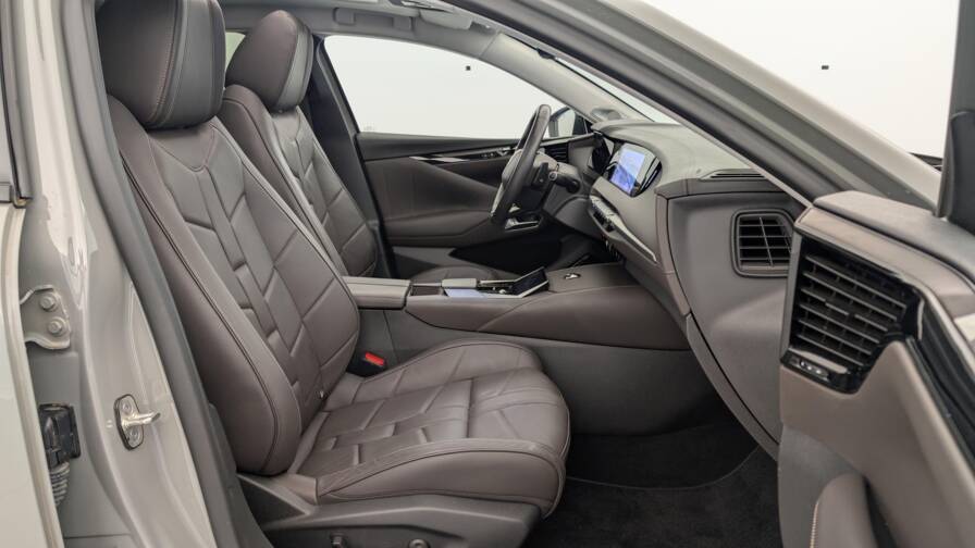 Mandataire Automobile occasion, recherche de Ds Ds4-hybride-e-tense-225-eat8-cross-rivoli - E-Motors