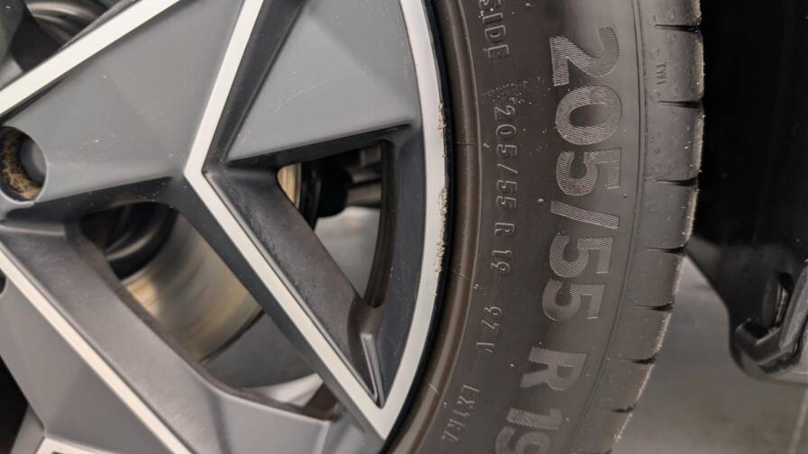 Mandataire Automobile occasion, recherche de Ds Ds4-hybride-e-tense-225-eat8-cross-rivoli - E-Motors