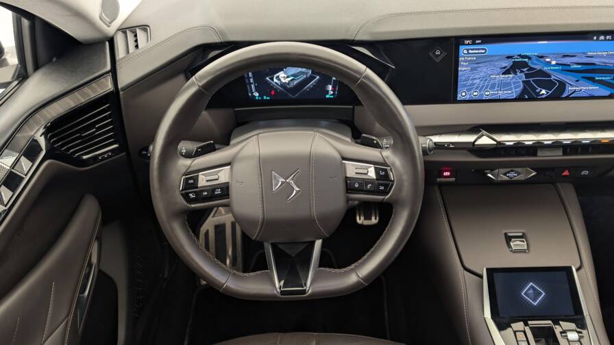 Mandataire Automobile occasion, recherche de Ds Ds4-hybride-e-tense-225-eat8-cross-rivoli - E-Motors