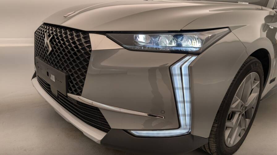 Mandataire Automobile occasion, recherche de Ds Ds4-hybride-e-tense-225-eat8-cross-trocadero - E-Motors