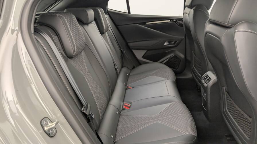 Mandataire Automobile occasion, recherche de Ds Ds4-hybride-e-tense-225-eat8-cross-trocadero - E-Motors