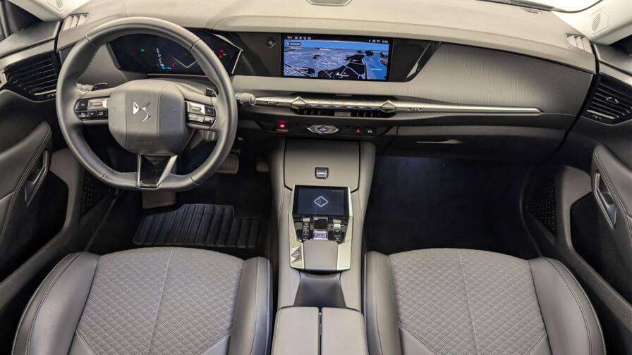 Mandataire Automobile occasion, recherche de Ds Ds4-hybride-e-tense-225-eat8-cross-trocadero - E-Motors