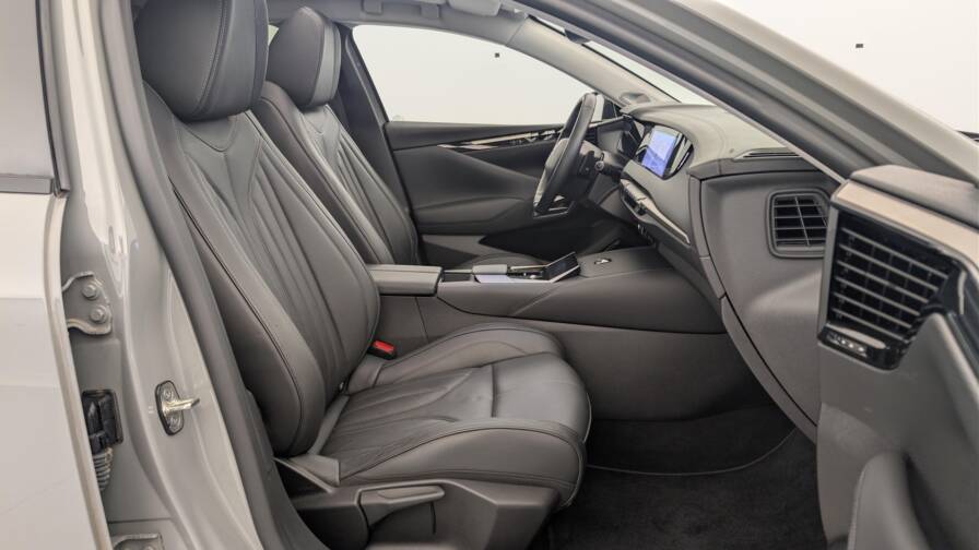 Mandataire Automobile occasion, recherche de Ds Ds4-hybride-e-tense-225-eat8-rivoli - E-Motors