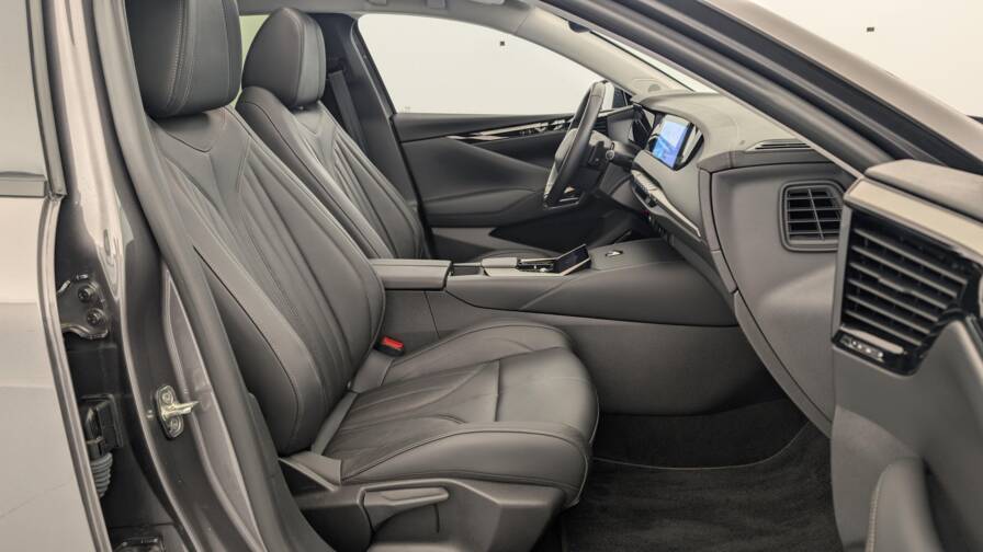 Mandataire Automobile occasion, recherche de Ds Ds4-hybride-e-tense-225-eat8-rivoli - E-Motors