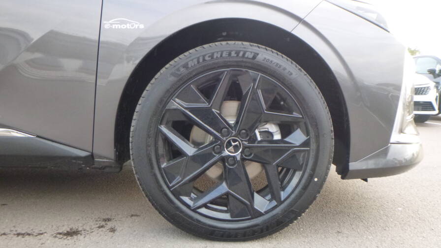 Mandataire Automobile neuf, recherche de Ds Ds-4-hybride-136-e-dct6-pallas-pack-confort - E-Motors