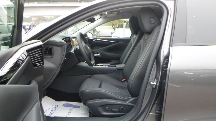 Mandataire Automobile neuf, recherche de Ds Ds-4-bluehdi-130-eat8-pallas-pack-confort - E-Motors