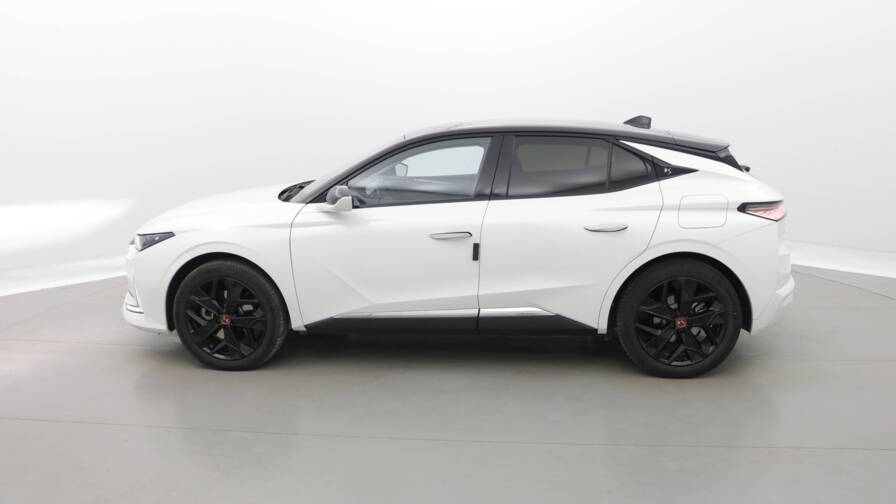 Mandataire Automobile occasion, recherche de Ds Ds-4-hybride-e-tense-225-eat8-performance-line-ds-iris - E-Motors