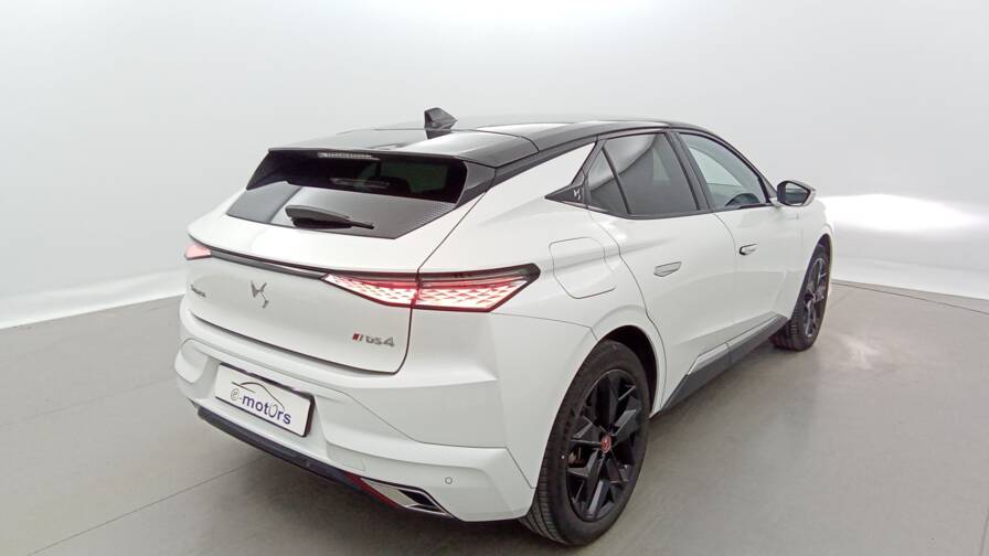 Mandataire Automobile occasion, recherche de Ds Ds-4-hybride-e-tense-225-eat8-performance-line-ds-iris - E-Motors