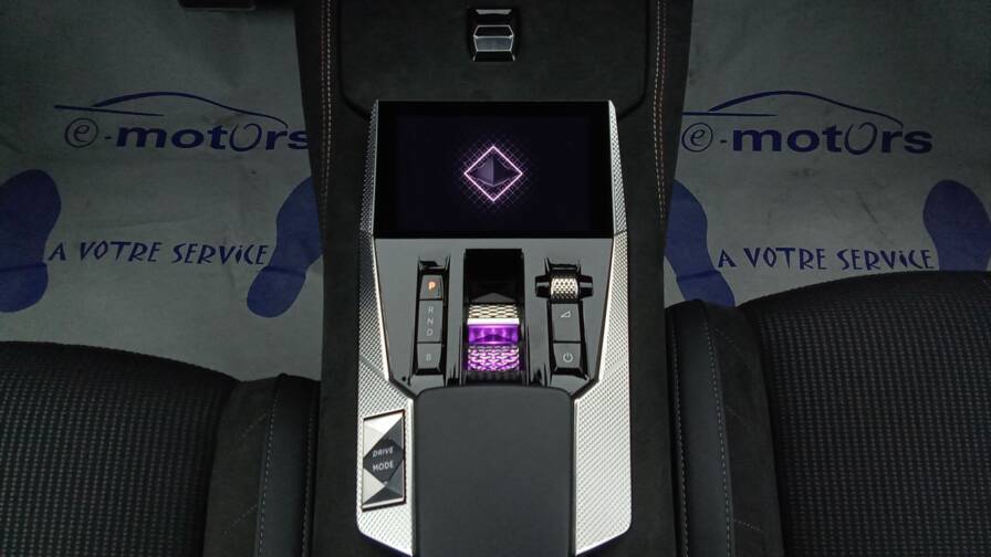 Mandataire Automobile occasion, recherche de Ds Ds-4-hybride-e-tense-225-eat8-performance-line-ds-iris - E-Motors