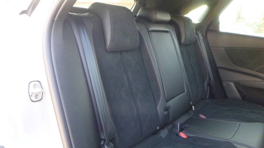 Mandataire Automobile neuf, recherche de Ds Ds-7-bluehdi-130-eat8-pallas - E-Motors