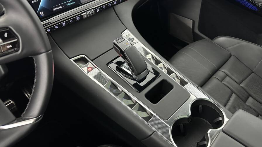 Mandataire Automobile occasion, recherche de Ds Ds7-crossback-1-6-hybride-e-tense-300-eat8-4x4-rivoli - E-Motors