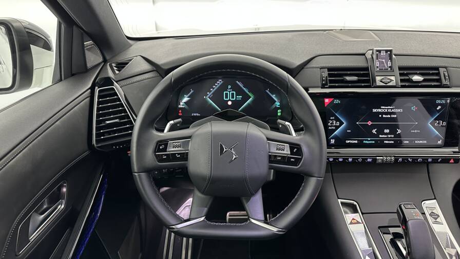 Mandataire Automobile occasion, recherche de Ds Ds7-crossback-1-6-hybride-e-tense-300-eat8-4x4-rivoli - E-Motors